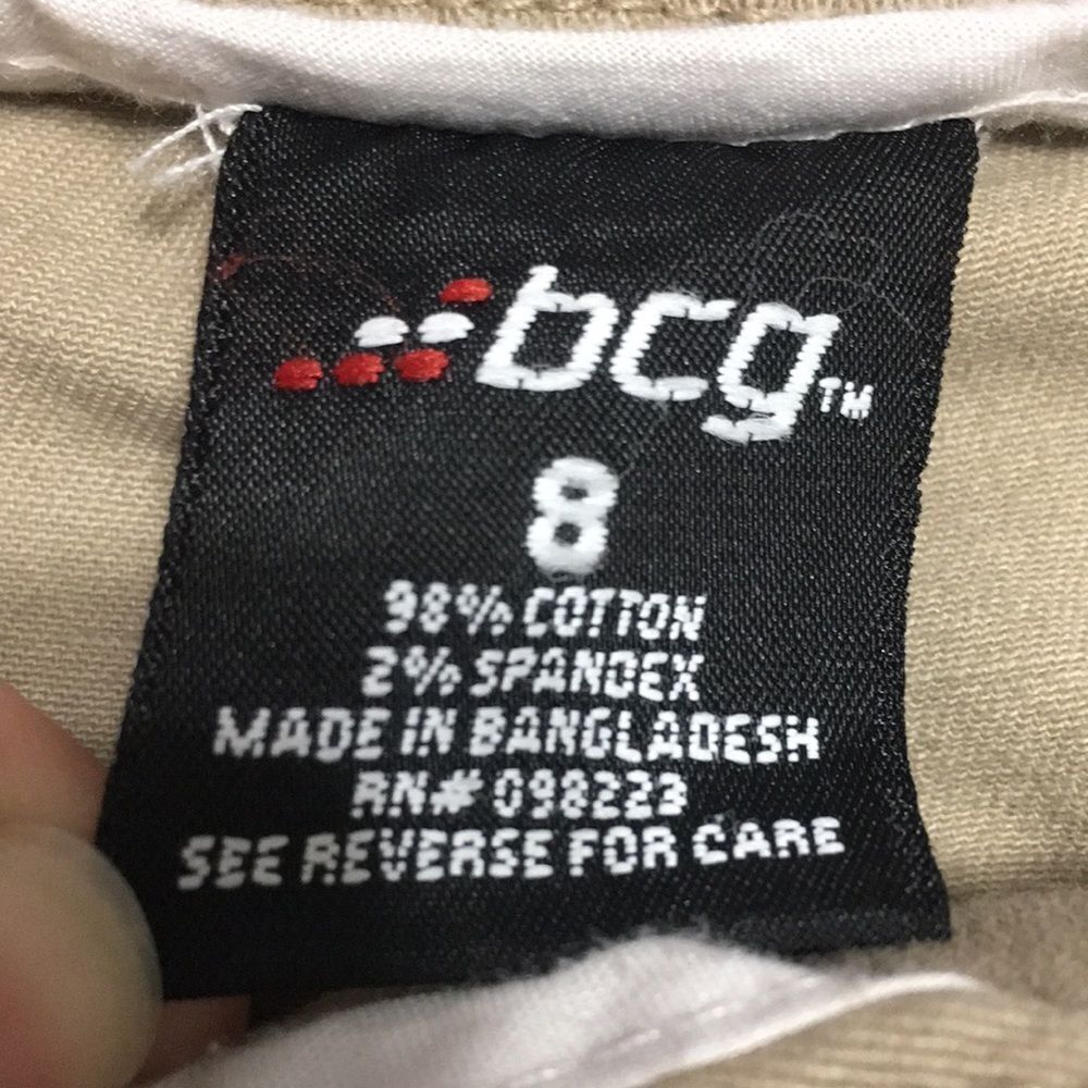 BCG • Tan Khaki Cargo Shorts Size 8 - Picture 4 of 8